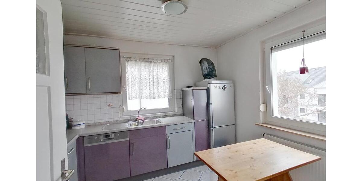 Etagenwohnung Asperg - 3 Zimmer, 70 m&sup2;, 800&euro; | Angebot:27586064