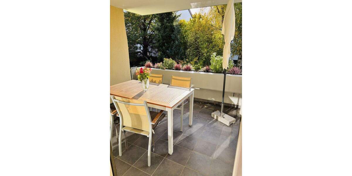 Reihenmittelhaus Fellbach Schmiden - 9 Zimmer, 184 m&sup2;, 749.000&euro; | Angebot:25654311