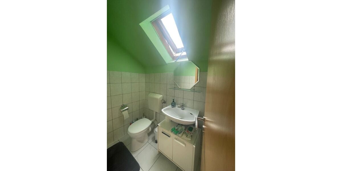 Provisionsfrei* 5-Zimmer Wohnung in Marbach am Neckar - ohne Makler - zum Verkauf - Dachgeschoßwohnung Marbach am Neckar | Angebot:26803576