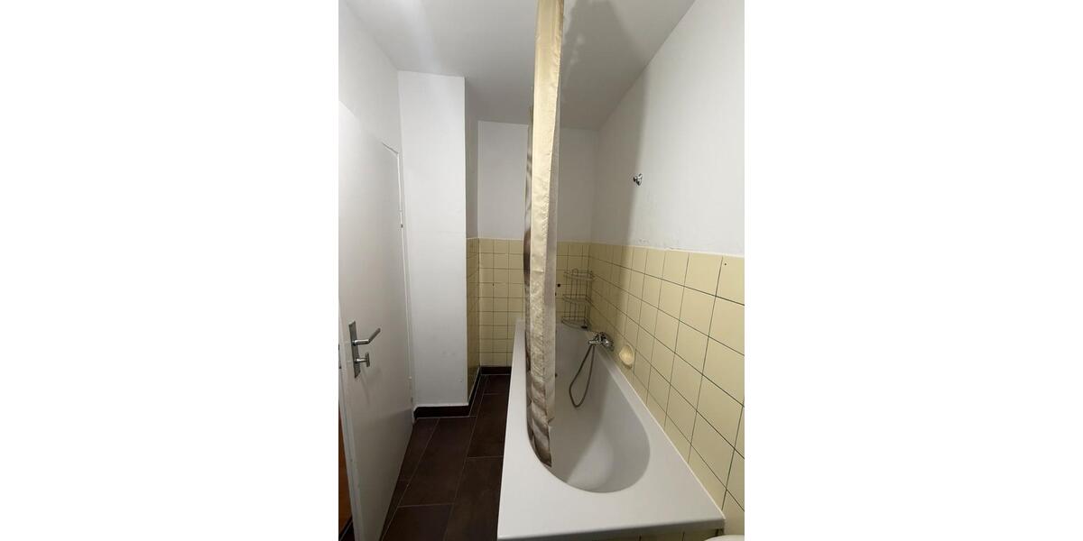 Dachgeschoßwohnung Heilbronn Böckingen - 2 Zimmer, 50 m&sup2;, 650&euro; | Angebot:27548174