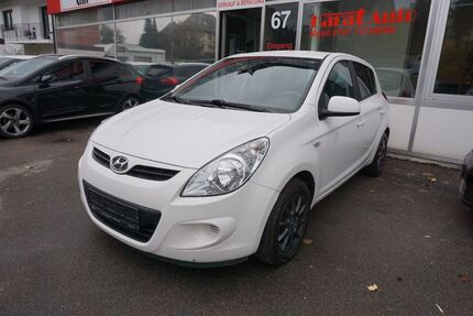 Hyundai i20 68.000 km 5.450 &euro; Böblingen 71032