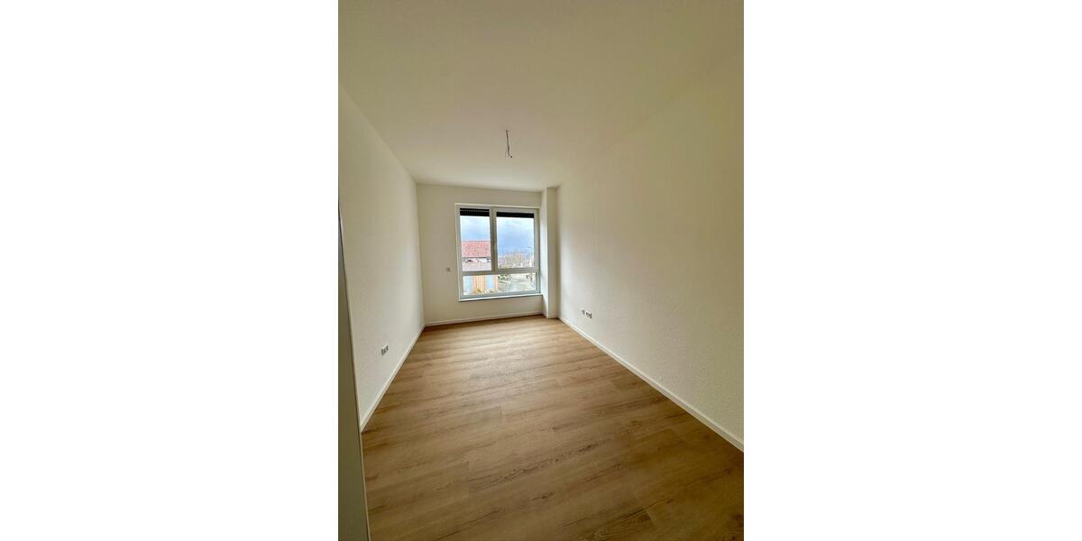 Etagenwohnung Neckarwestheim - 3 Zimmer, 95 m&sup2;, 1.379&euro; | Angebot:25105246