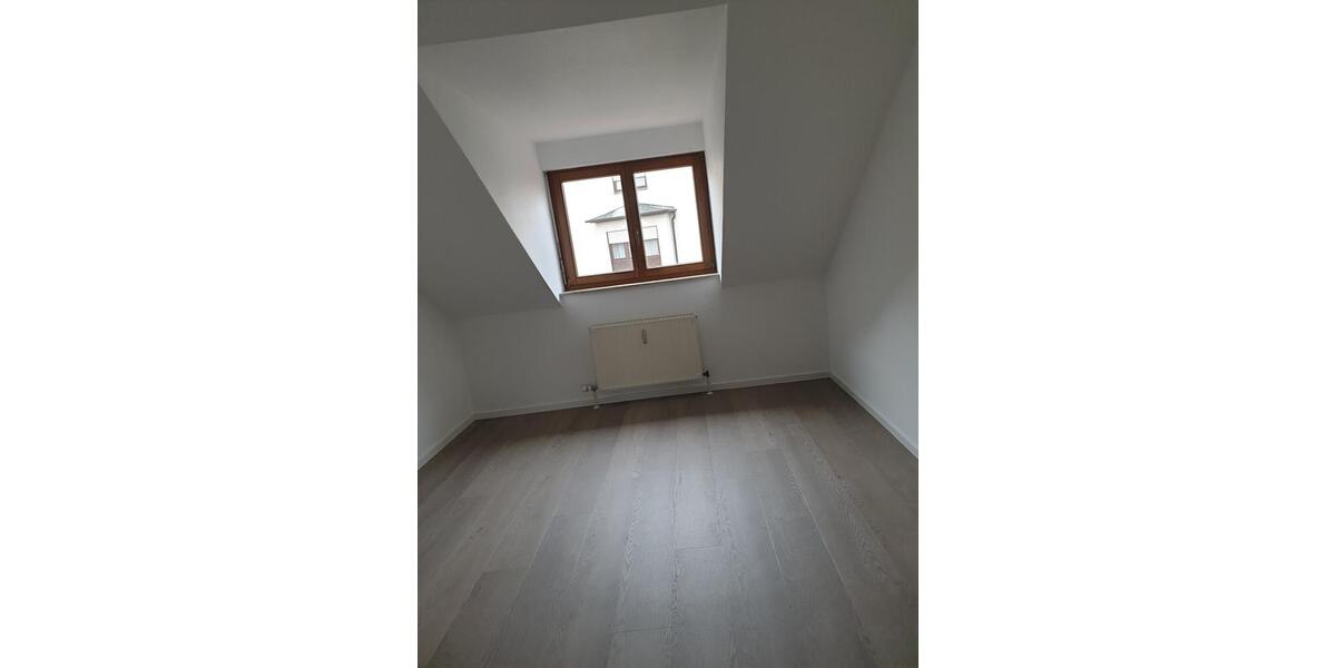 Dachgeschoßwohnung Besigheim - 2 Zimmer, 66 m&sup2;, 760&euro; | Angebot:25876539