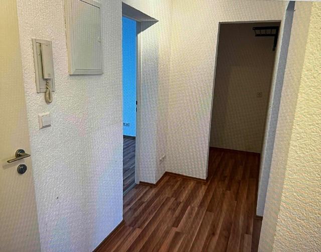 Etagenwohnung Ludwigsburg Hoheneck - 2.5 Zimmer, 53 m&sup2;, 190.000&euro; | Angebot:27091356
