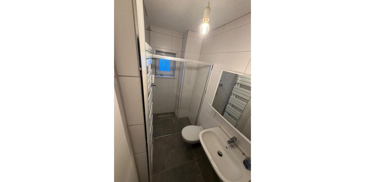 Etagenwohnung Backnang - 3 Zimmer, 65 m&sup2;, 1.300&euro; | Angebot:27569574