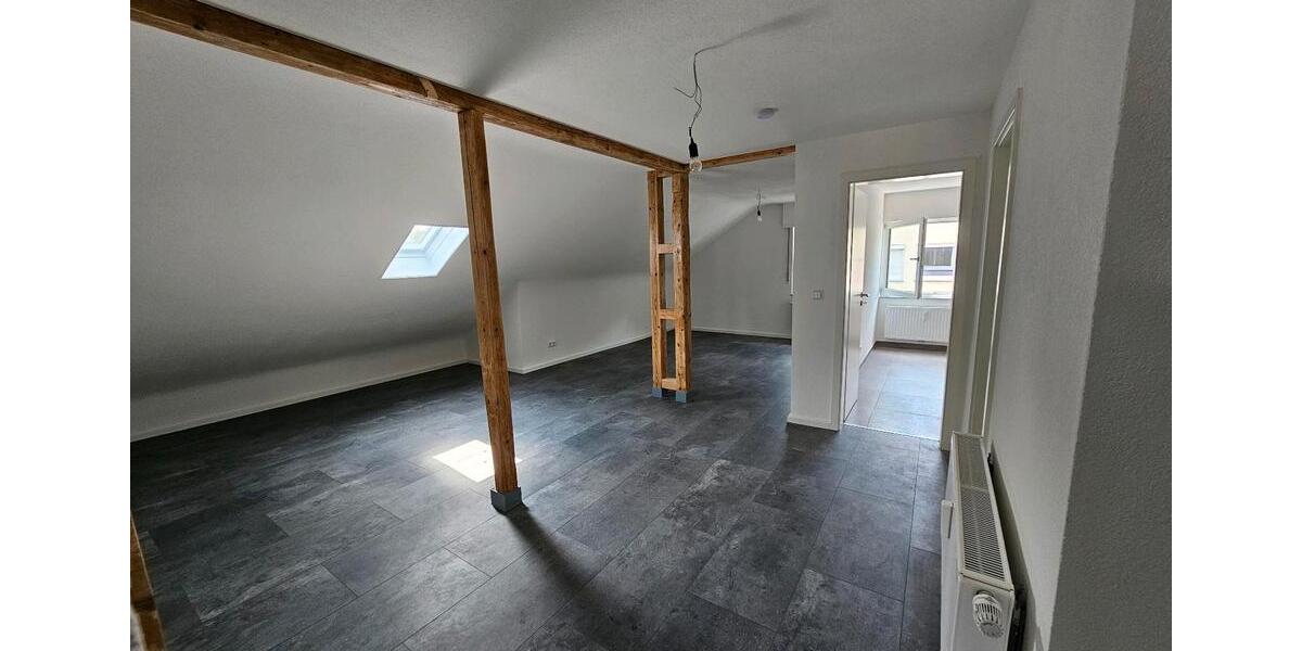 Dachgeschoßwohnung Stuttgart Vaihingen - 2.5 Zimmer, 56 m&sup2;, 960&euro; | Angebot:26048793