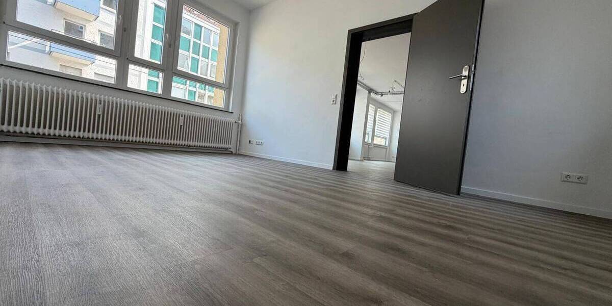 Gewerbeobjekt Stuttgart Ost - 3 Zimmer, 1.800&euro; | Angebot:26472842