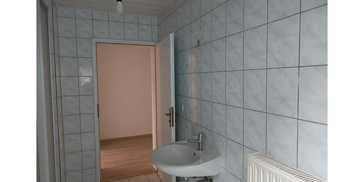 Dachgeschoßwohnung Spiegelberg - 4 Zimmer, 83 m&sup2;, 770&euro; | Angebot:27539446