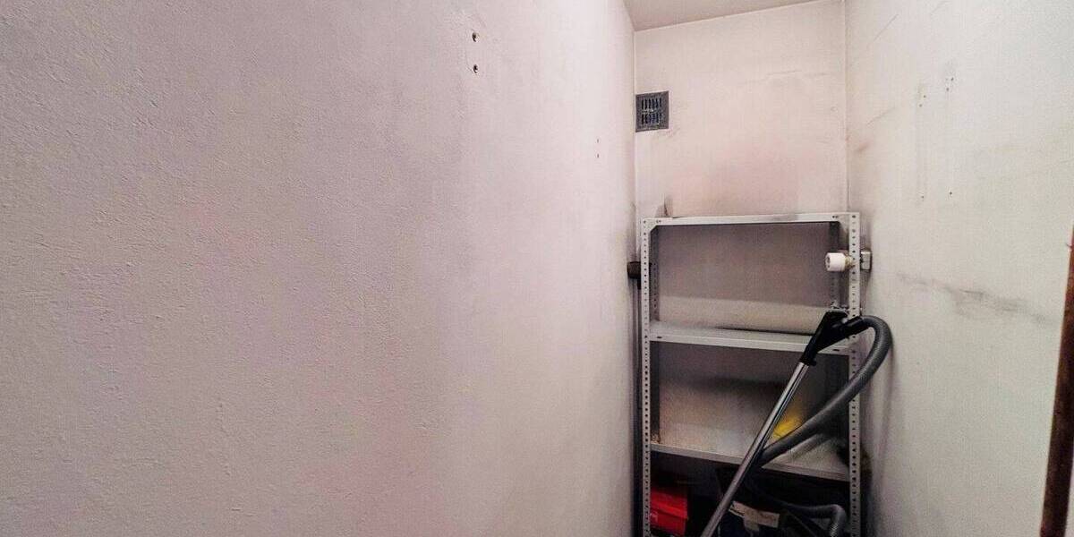 Etagenwohnung Esslingen Zell - 2 Zimmer, 60 m&sup2;, 185.000&euro; | Angebot:26891460