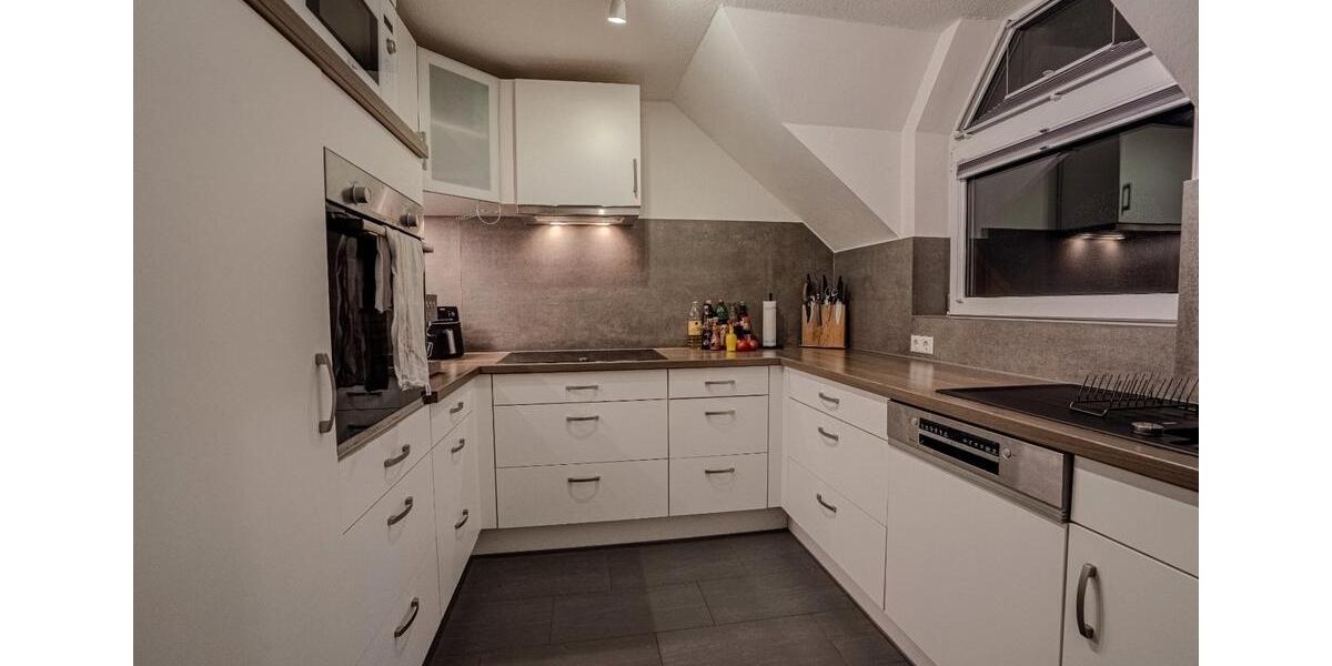 Dachgeschoßwohnung Brackenheim - 3 Zimmer, 80 m&sup2;, 310.000&euro; | Angebot:26241457