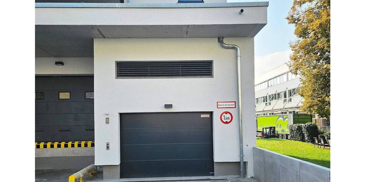 Etagenwohnung Stuttgart Untertürkheim - 3 Zimmer, 118 m&sup2;, 1.990&euro; | Angebot:25672148