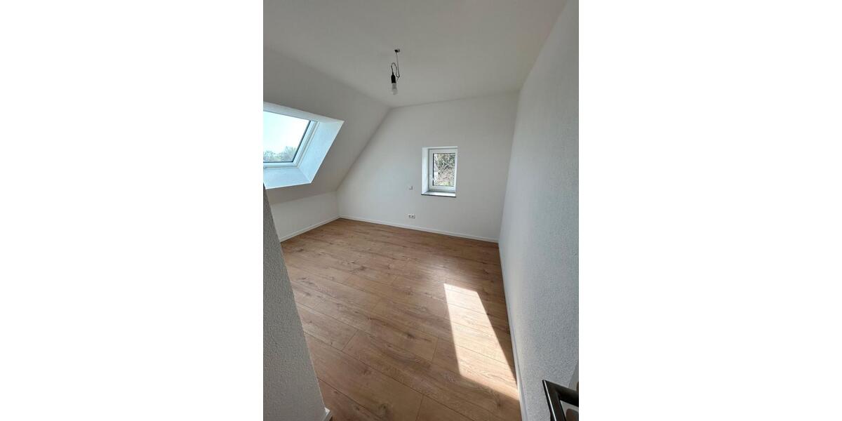 Dachgeschoßwohnung Heilbronn Horkheim - 2 Zimmer, 43 m&sup2;, 650&euro; | Angebot:26471093