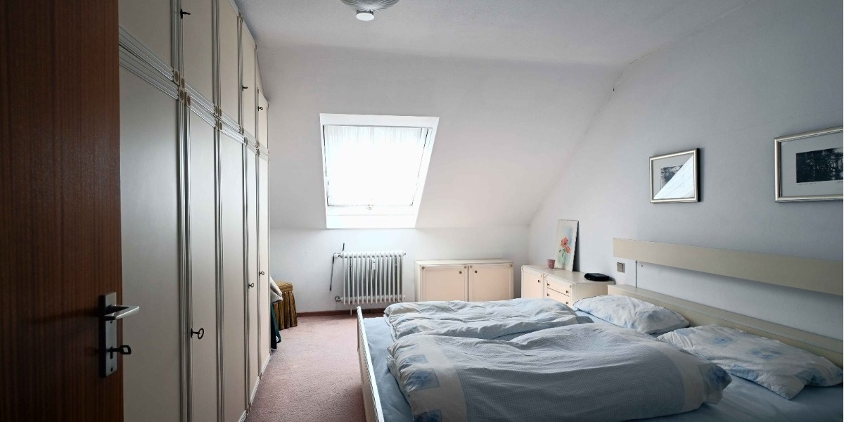 Vielfältige Angebote für Kinder und Jugendliche besonders attraktiv für junge Familien - Dachgeschoßwohnung Stuttgart Stammheim | Angebot:25990677