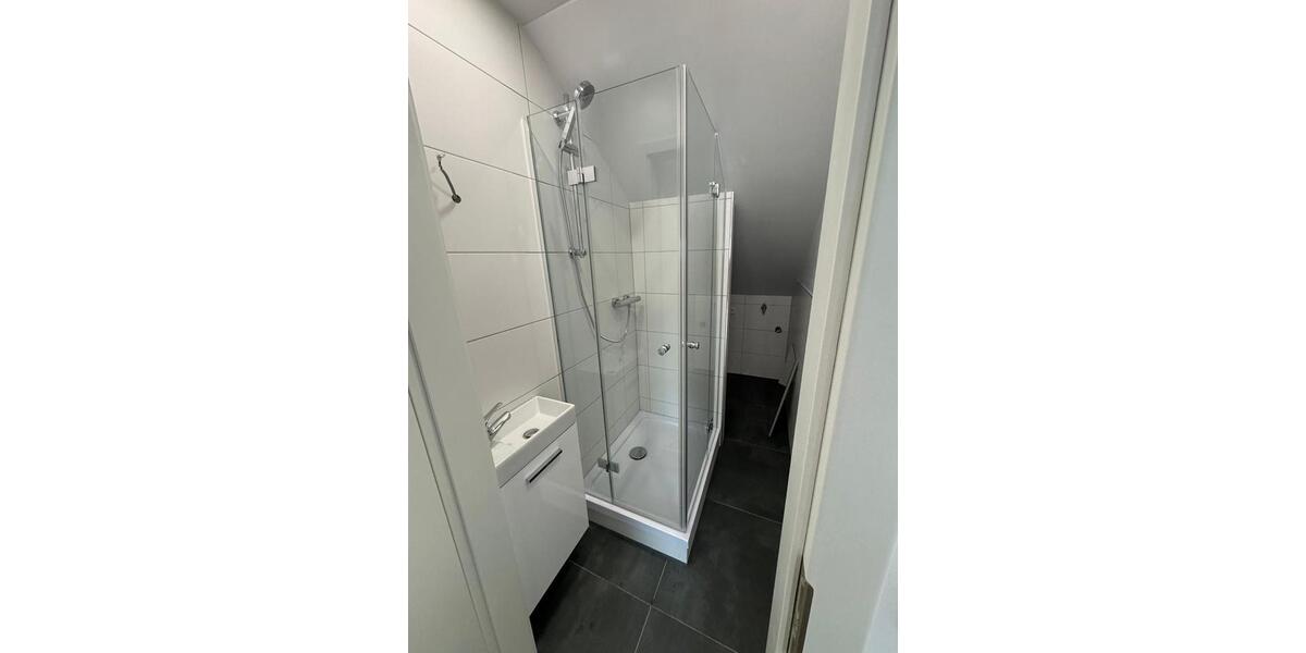 Dachgeschoßwohnung Heilbronn Böckingen - 1.5 Zimmer, 26 m&sup2;, 700&euro; | Angebot:25300894