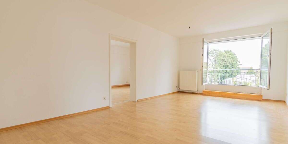Etagenwohnung Heilbronn - 4 Zimmer, 105 m&sup2;, 1.080&euro; | Angebot:25873909