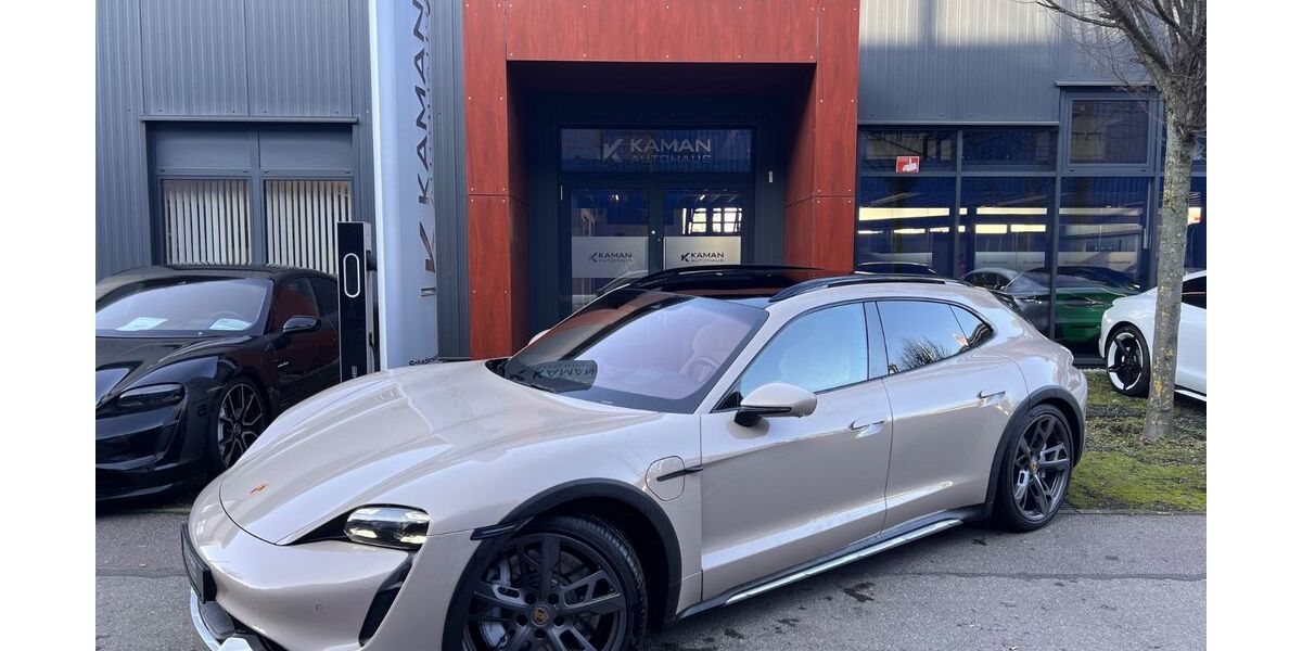 Porsche Taycan 2.100 km 104.500 &euro; Sindelfingen 71065