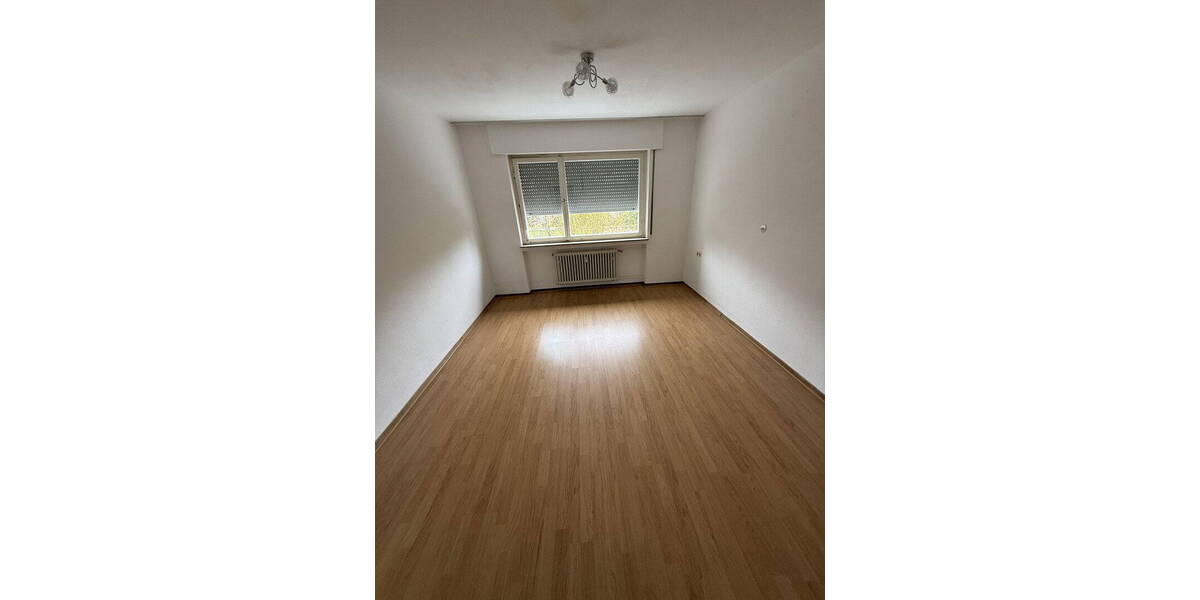 Etagenwohnung Friolzheim - 3 Zimmer, 67 m&sup2;, 238.000&euro; | Angebot:25957518
