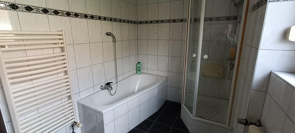 Einfamilienhaus Murrhardt - 10 Zimmer, 215 m&sup2;, 495.000&euro; | Angebot:26608934