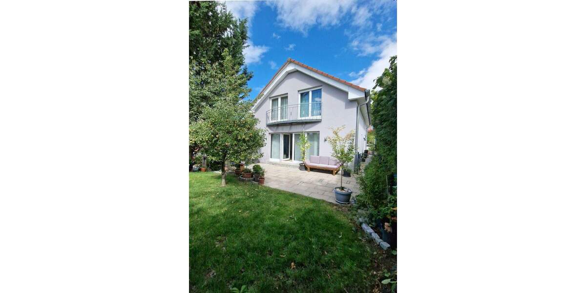 Einfamilienhaus Weissach-Flacht / Kreis Böblingen Flacht - 9 Zimmer, 283 m&sup2;, 849.000&euro; | Angebot:25720608