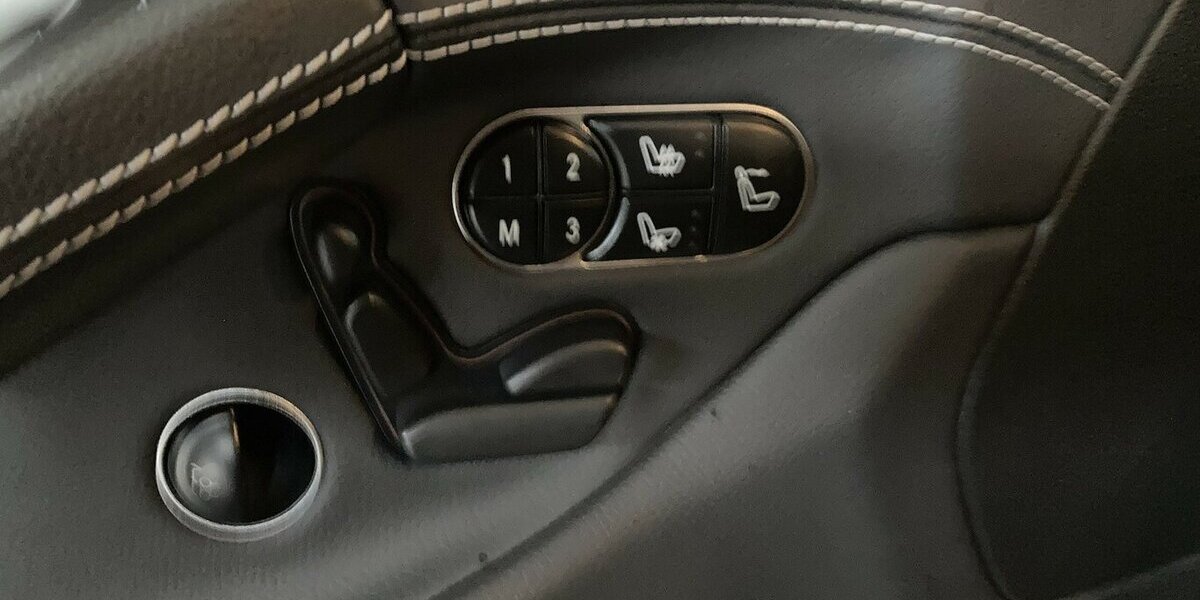 Mercedes-Benz SL 350 SL 63 optik AMG Styling*Panorama,Airscarf 111.700 km 28.650 &euro; Schorndorf 73614