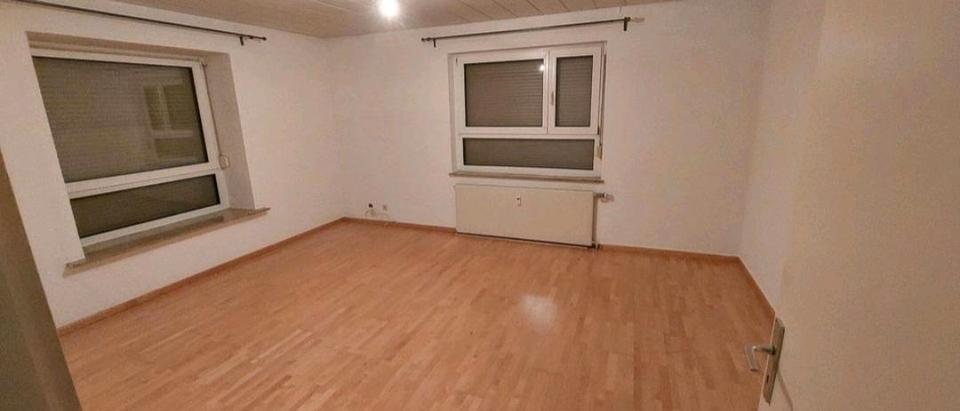 Erdgeschoßwohnung Weinsberg - 3 Zimmer, 85 m&sup2;, 890&euro; | Angebot:25953956