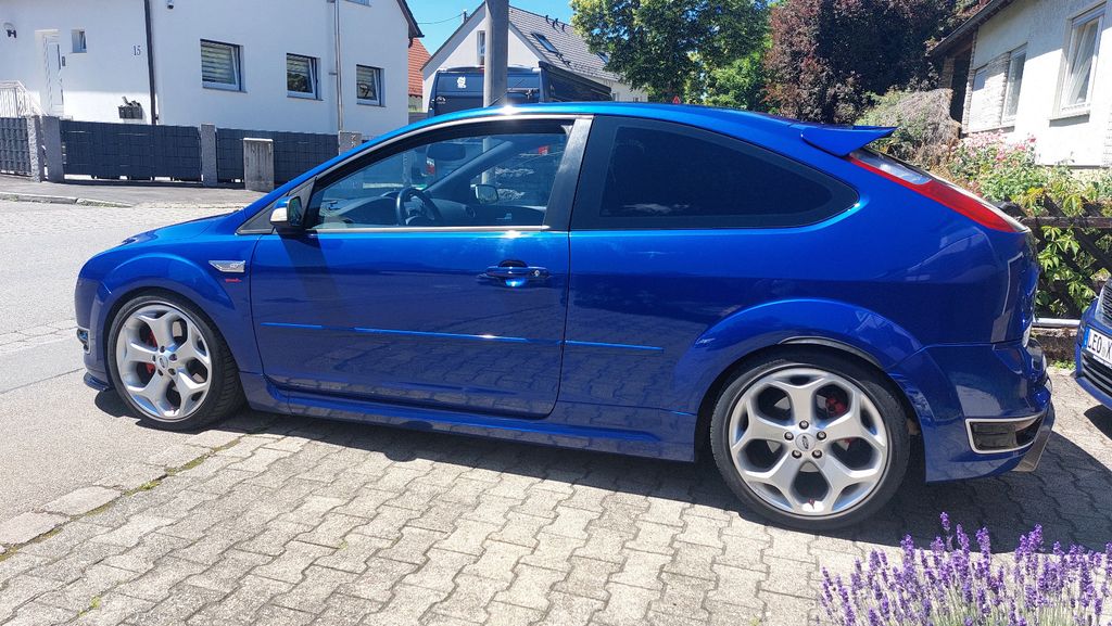 Ford Focus 123.000 km 8.999 &euro; Renningen 71272