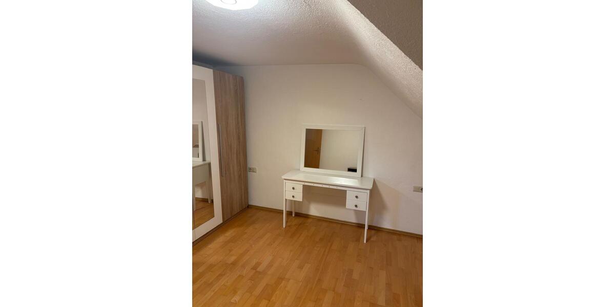 Etagenwohnung Sersheim - 2 Zimmer, 59 m&sup2;, 750&euro; | Angebot:25292631