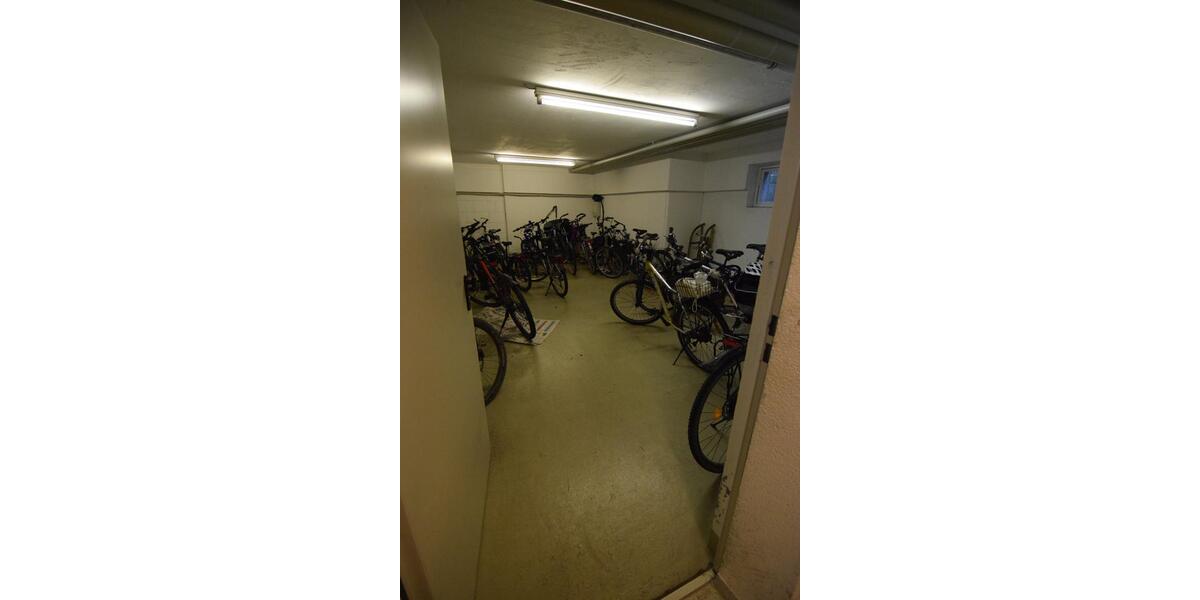 Etagenwohnung Stuttgart Vaihingen - 4.5 Zimmer, 100 m&sup2;, 649.000&euro; | Angebot:23616572