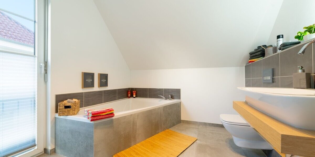 ?❤️ Wer noch sucht, ist selbst schuld. Haus inkl. Bauplatz und Garage in Maichingen ✨ - Doppelhaushälfte Sindelfingen Maichingen | Angebot:27549047