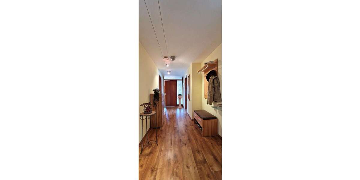Etagenwohnung Winnenden - 4 Zimmer, 103 m&sup2;, 326.000&euro; | Angebot:26608196
