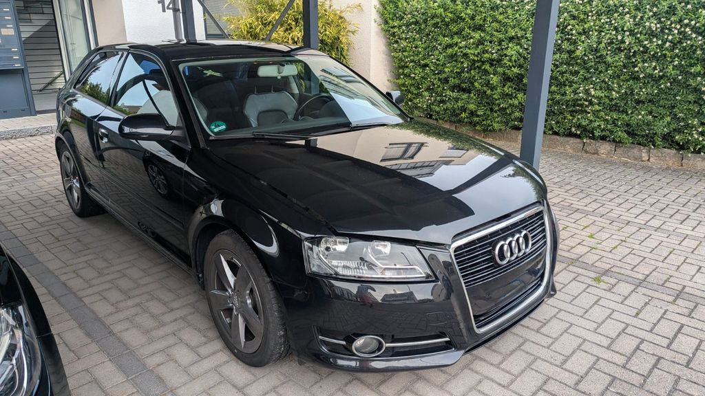 Audi A3 184.000 km 5.900 &euro; Leonberg 71229