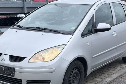 Mitsubishi Colt 180.000 km 1.590 &euro; Untergruppenbach 74199