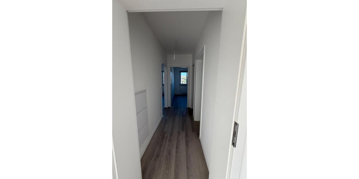 Etagenwohnung Kornwestheim - 3.5 Zimmer, 73 m&sup2;, 1.400&euro; | Angebot:27565849