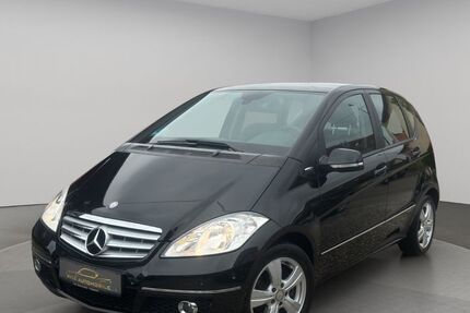Mercedes-Benz A 180 123.594 km 8.499 &euro; Waiblingen 71334