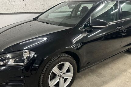 VW Golf 220.000 km 7.990 &euro; Freiberg am Neckar 71691