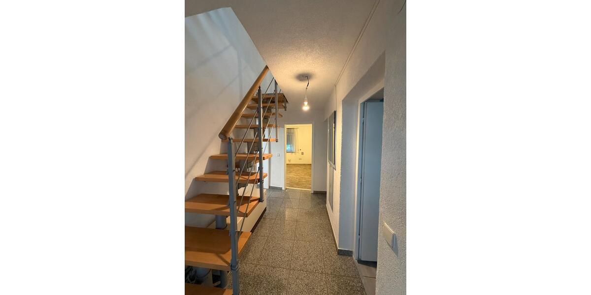 Etagenwohnung Talheim - 4 Zimmer, 108 m&sup2;, 1.250&euro; | Angebot:27599731