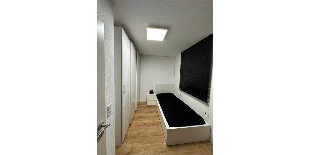 Etagenwohnung Esslingen am Neckar Brühl - 4 Zimmer, 104 m&sup2;, 395.000&euro; | Angebot:26567392