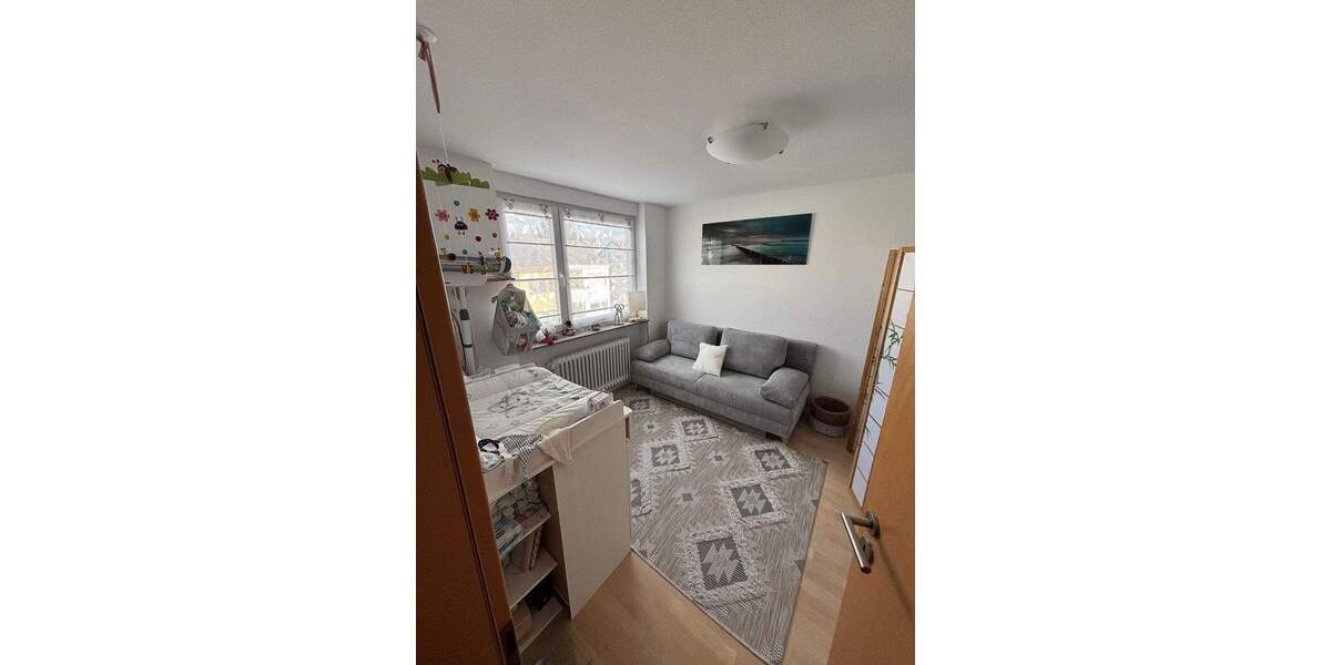 Reihenmittelhaus Fellbach Schmiden - 9 Zimmer, 184 m&sup2;, 749.000&euro; | Angebot:25654311