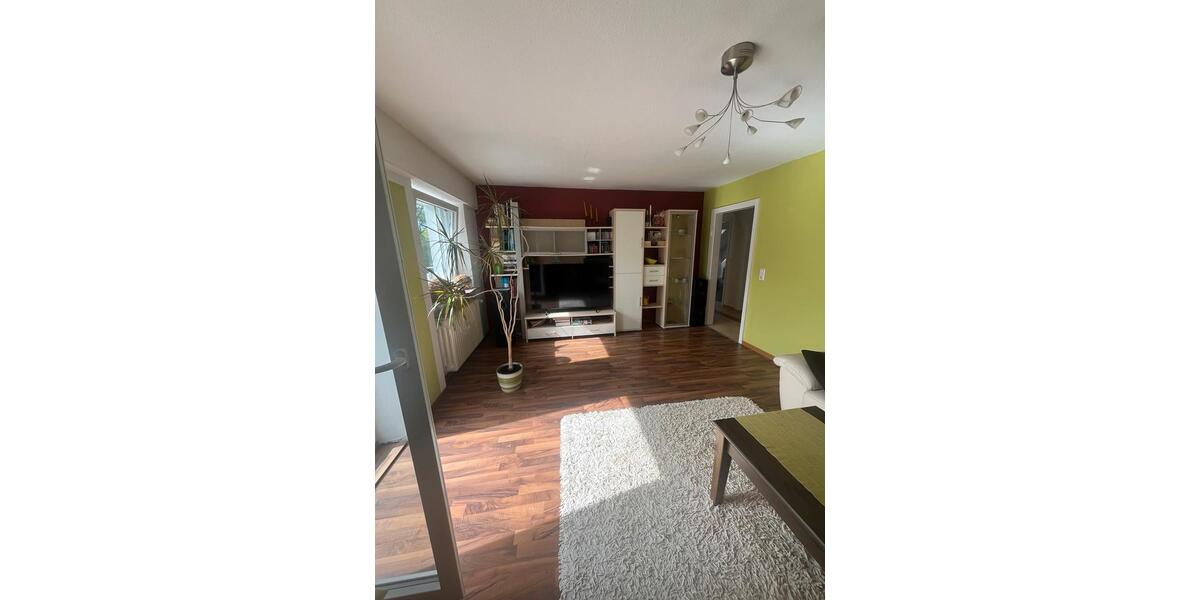Dachgeschoßwohnung Stuttgart Fasanenhof-Ost - 4 Zimmer, 87 m&sup2;, 1.200&euro; | Angebot:27565813
