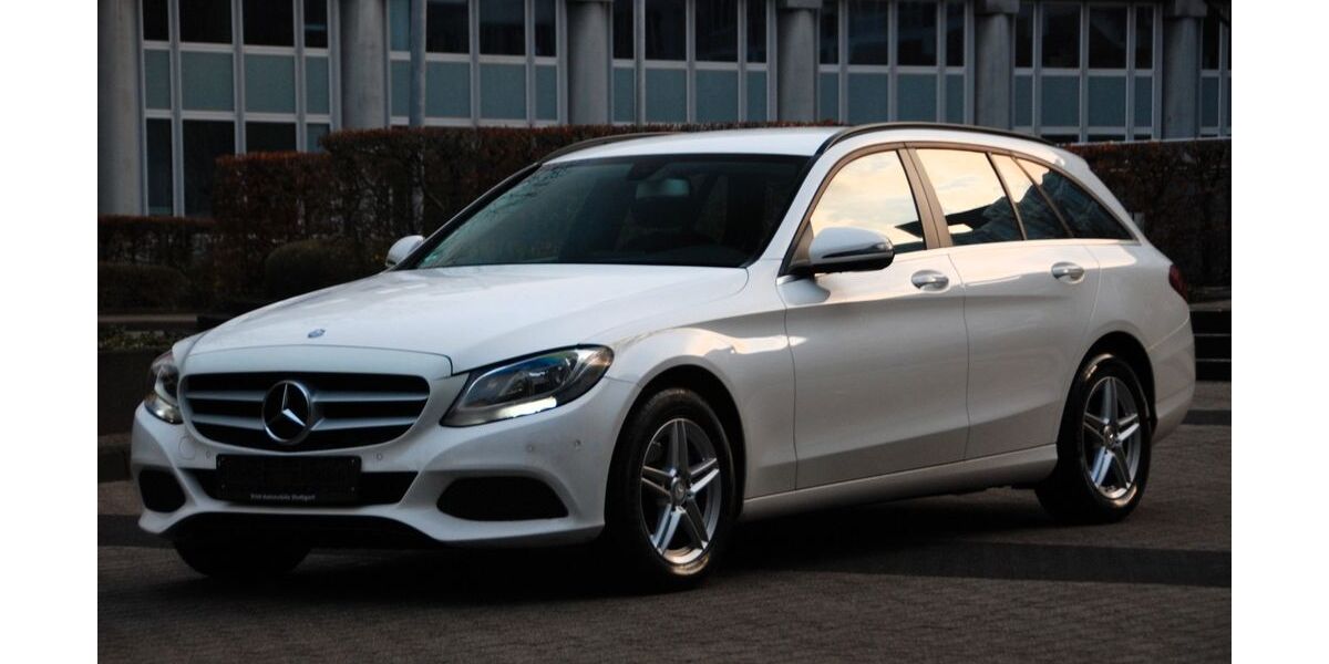 Mercedes-Benz C 200 191.000 km 12.990 &euro; Stuttgart 70567
