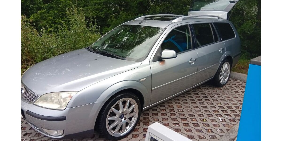 Ford Mondeo 180.890 km 3.900 &euro; Korntal-Muenchingen 70825