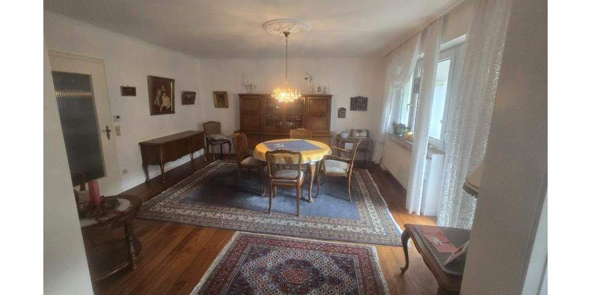 Etagenwohnung Stuttgart Ost - 3 Zimmer, 84 m&sup2;, 395.000&euro; | Angebot:25685882