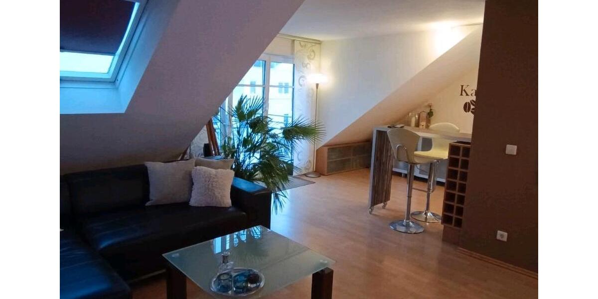 Dachgeschoßwohnung Bönnigheim - 3 Zimmer, 62 m&sup2;, 920&euro; | Angebot:25823519