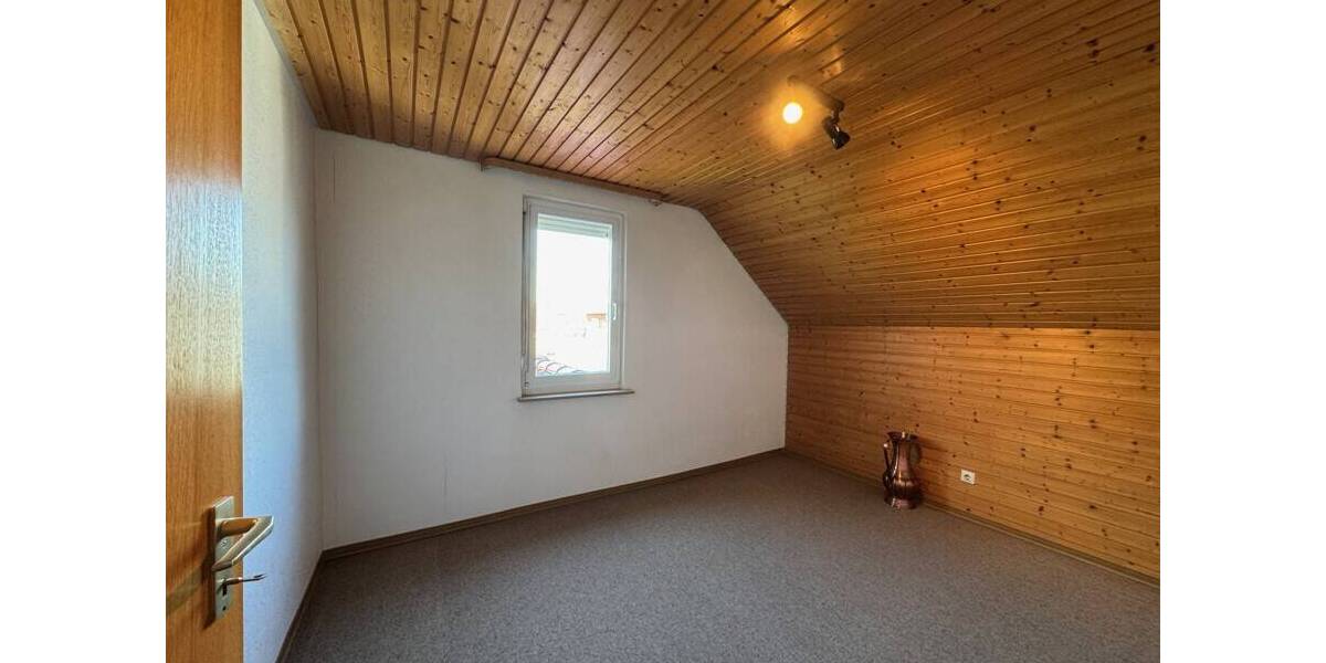 Einfamilienhaus Schorndorf - 6 Zimmer, 120 m&sup2;, 379.000&euro; | Angebot:26869158