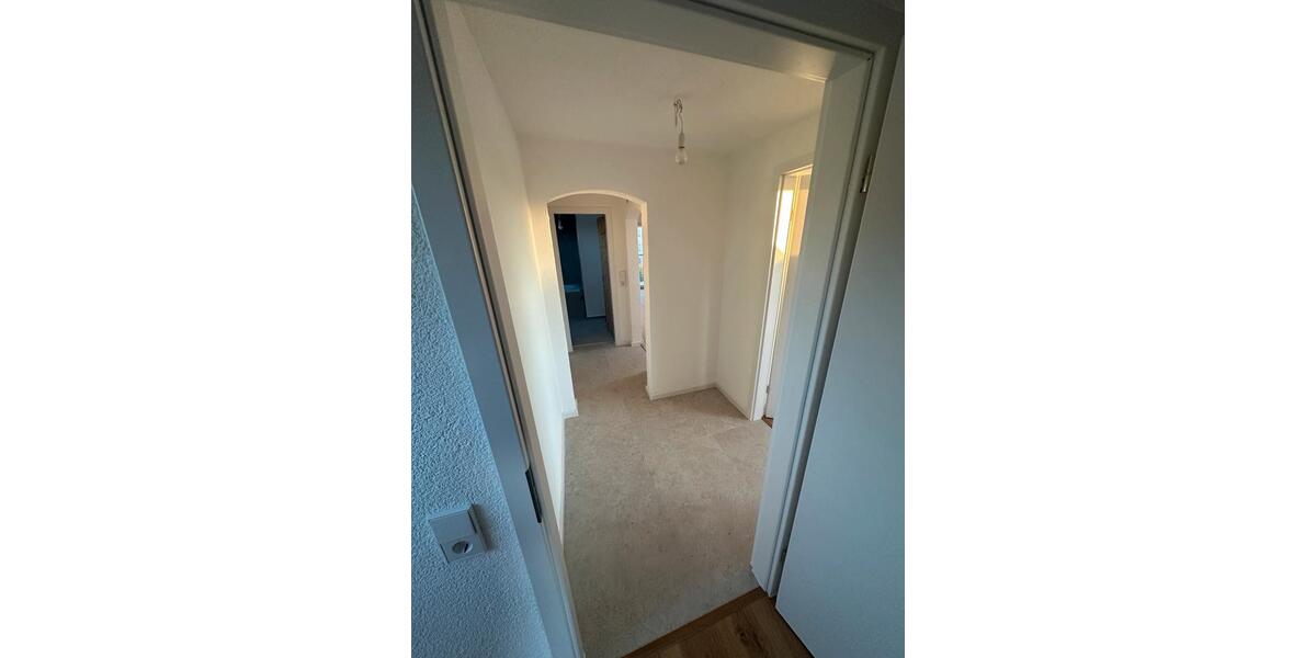 Dachgeschoßwohnung Neuhausen auf den Fildern - 3 Zimmer, 71 m&sup2;, 1.300&euro; | Angebot:27548763