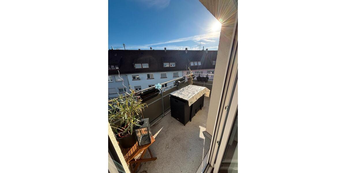Dachgeschoßwohnung Stuttgart Bad Cannstatt - 3 Zimmer, 67 m&sup2;, 1.280&euro; | Angebot:27571724