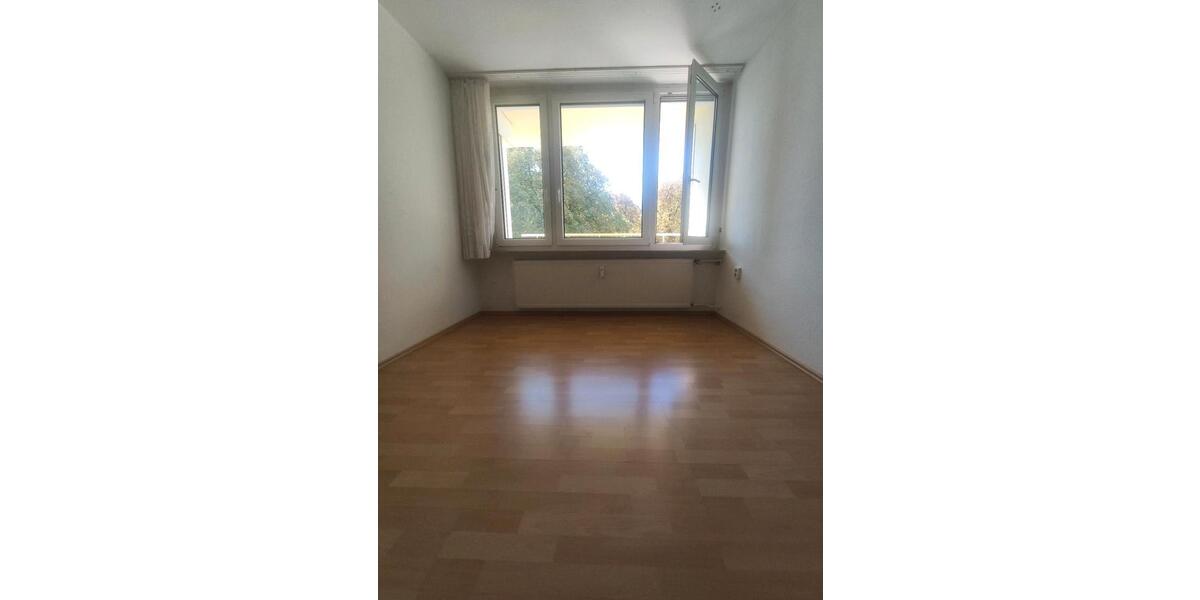 Etagenwohnung Ludwigsburg - 4.5 Zimmer, 95 m&sup2;, 299.900&euro; | Angebot:24709928