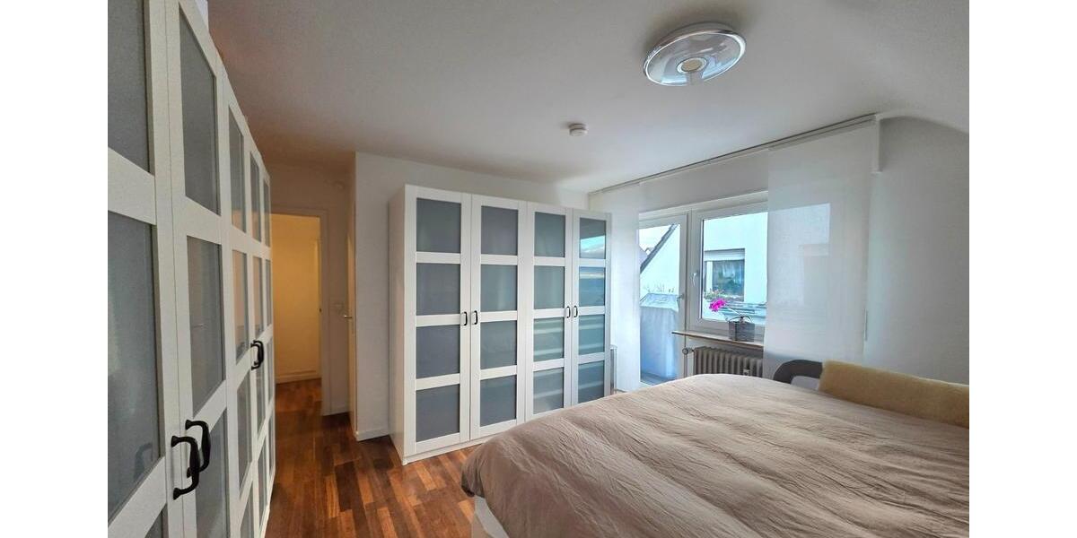 Dachgeschoßwohnung Stuttgart Neuwirtshaus - 3.5 Zimmer, 86 m&sup2;, 399.000&euro; | Angebot:26052030