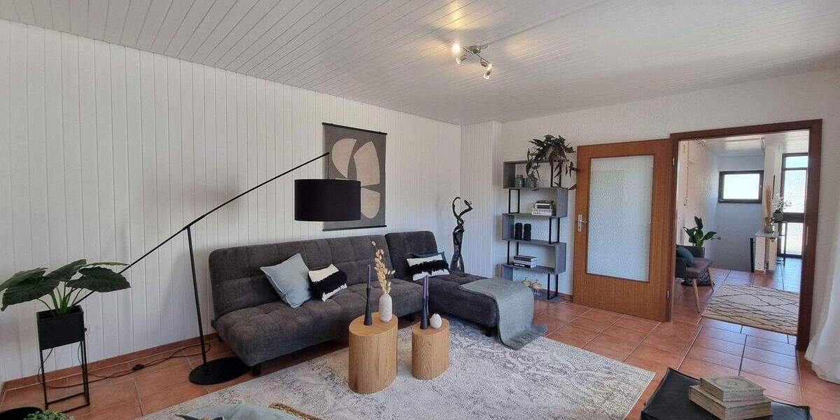 Bungalow Mühlacker - 7 Zimmer, 207 m&sup2;, 549.000&euro; | Angebot:25724180