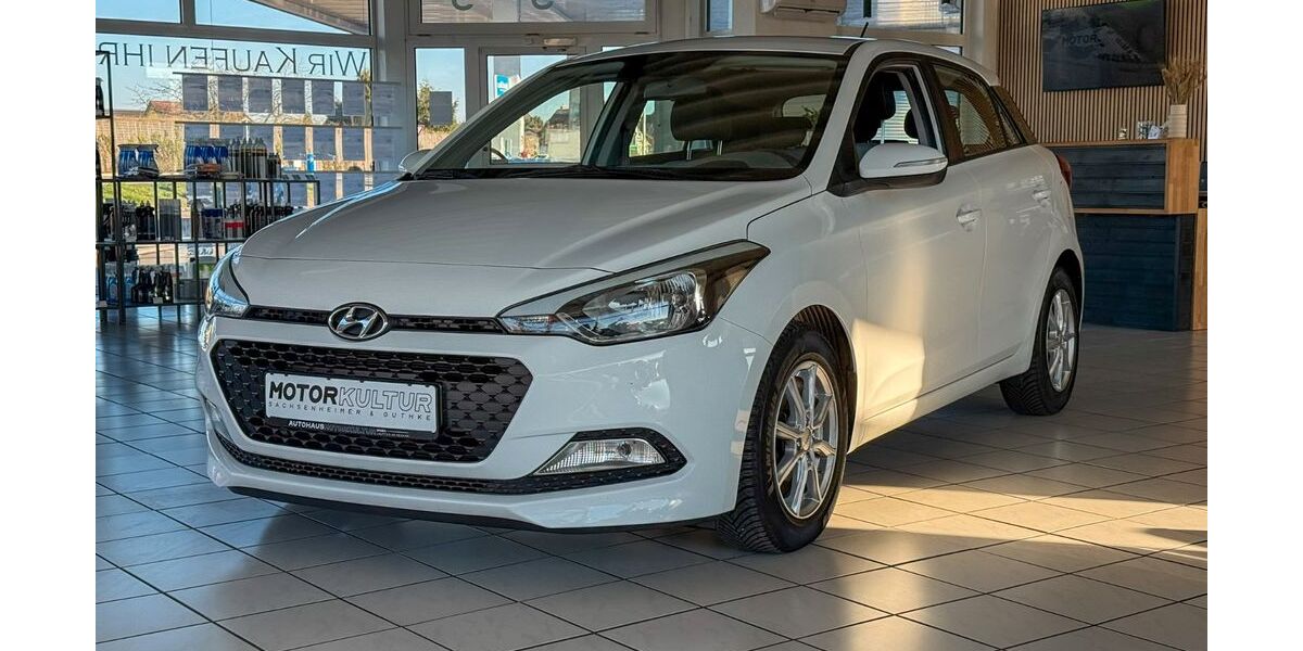 Hyundai i20 101.300 km 7.690 &euro; Lauffen a.N. 74348